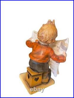 Vintage Goebel Hummel Figurines # 184, Latest News (Porcelain) Rare TMK 1