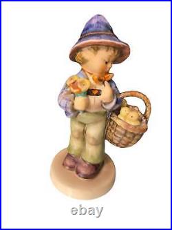 Vintage Goebel Hummel Figurines #378 Easter Greetings TMK 6