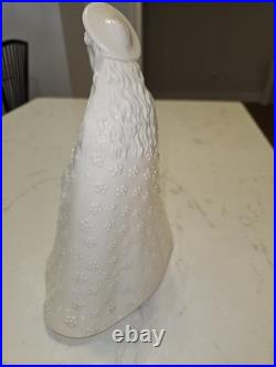Vintage Goebel Hummel Flower Madonna Figurine TMK-2 Full Bee White Porcelain
