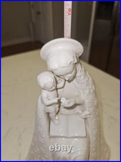 Vintage Goebel Hummel Flower Madonna Figurine TMK-2 Full Bee White Porcelain