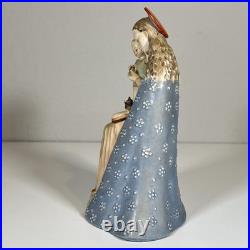 Vintage Goebel Hummel Flower Madonna HUM 10 TMK 2 Full Bee 8.25 Porcelain Figur