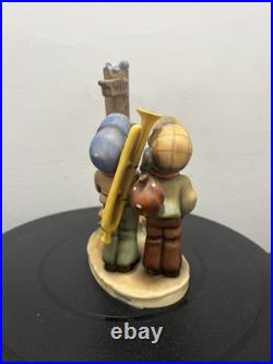 Vintage Goebel Hummel Germany Crossroads Figurine #331 TMK 7 Decor Collectible