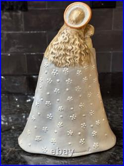 Vintage Goebel Hummel Porcelain Figurine Madonna & Child Flower Germany + Cape
