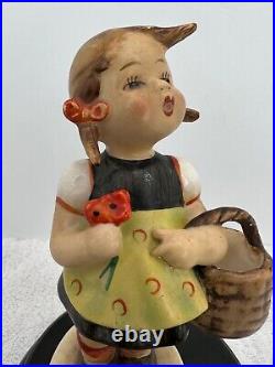 Vintage Goebel Hummel Sisters #98 Girl Figurine TMK 1 (old marks) 5.5