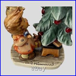 Vintage Goebel M. J Hummel Figurine Wonder of Christmas #2015