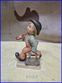 Vintage Hummel Goebel Figurine Merry Wanderer #11/0