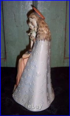 Vintage M. J. Hummel Goebel Figurine Flower Madonna Mary & Baby Jesus #10/1