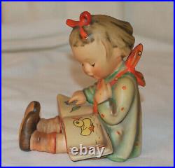 Vintage Mint Hummel Bookworm Little Girl withBook Marked with Bee TMK2 Germany