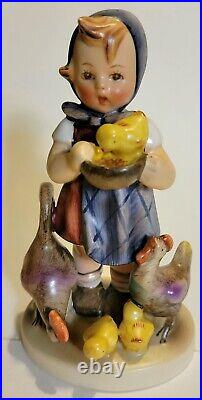 Vintage W. Goebel Hummel Figurine Feeding Time 199/I Girl with Chickens W Germany