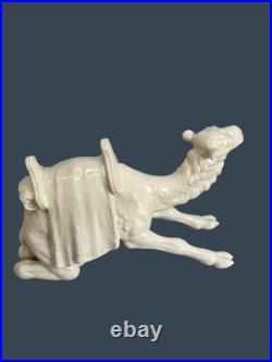 Vintage White Goebel Hummel Kneeling Nativity Camel TMK2 Full Bee Germany 9