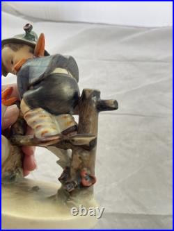 Vtg Barn Yard Hero W Goebel Hummel Figurine Germany Full Bee 195/1 6
