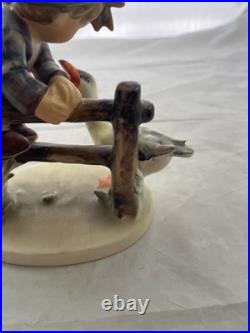 Vtg Barn Yard Hero W Goebel Hummel Figurine Germany Full Bee 195/1 6