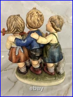Vtg Follow the Leader Goebel Hummel 7 Figurine #369, TMK-5W. Germany Dog