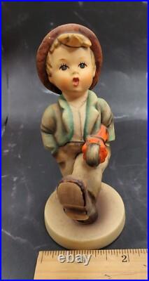 Vtg Hummel Goebel Happy Traveler 109/0 Porcelain Figurine-Full Bee 1960-1963