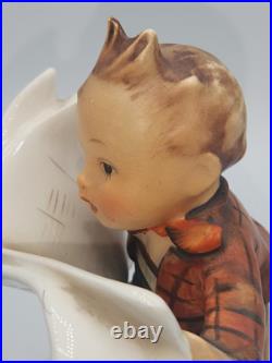 Vtg Mj. Hummel Latest News Porcelain 5 Figurine #184