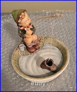Vtg Rare Goebel Hummel 1965 Just Fishing # 424 Porcelain Figurine (COA) Vtg Rare Goebel Hummel 1965 Just Fishing # 424 Porcelain Figurine (COA)