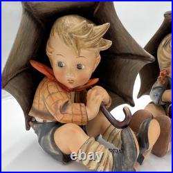 W. Goebel Children with Umbrellas 152 A Ceramic Figurine W. Germany Art Pottery 8