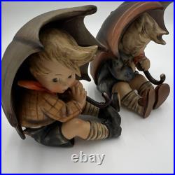 W. Goebel Children with Umbrellas 152 A Ceramic Figurine W. Germany Art Pottery 8